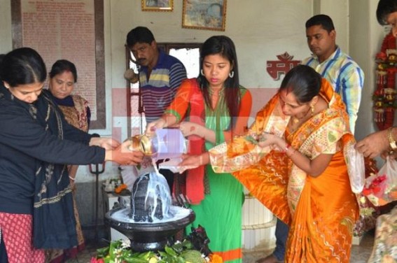 Hindu women celebrate Maha-Shiv Ratri
